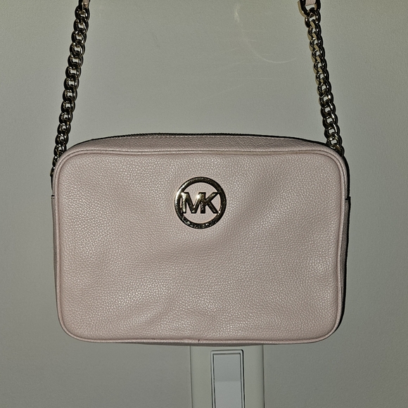 Michael Kors Blush Cross Body Purse - Picture 3 of 16